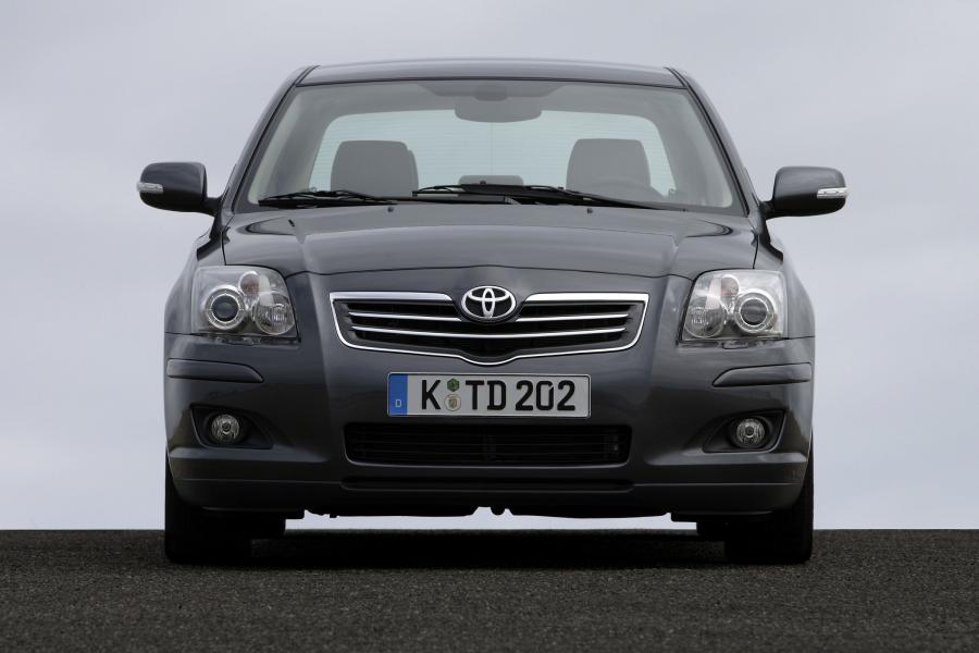  Toyota Avensis Sedan 2006 года  (фото 84 из 113)